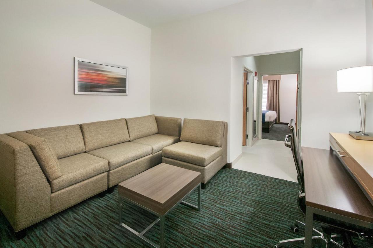 Holiday Inn Express Hotel & Suites San Antonio - Rivercenter Area By Ihg Kültér fotó