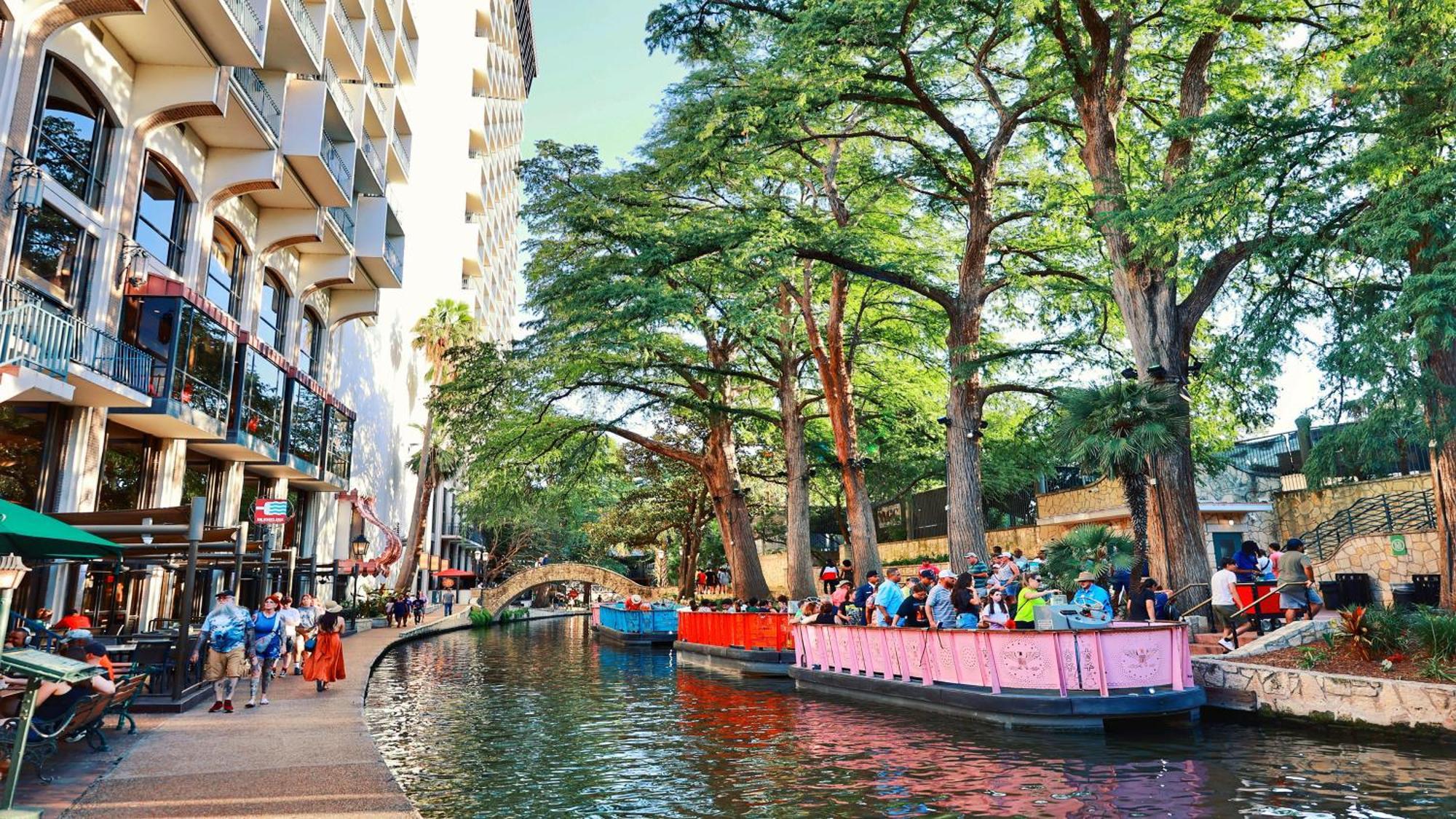 Holiday Inn Express Hotel & Suites San Antonio - Rivercenter Area By Ihg Kültér fotó